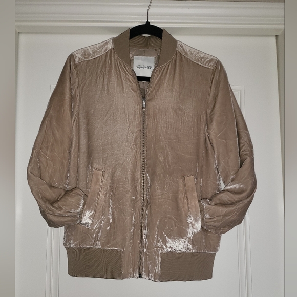 Women's Tan Velvet Bomber Jacket NWOT Size XXS - Picture 3 of 15